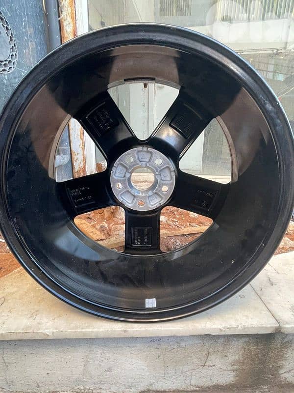 hsenfrj62@gmail. com 3