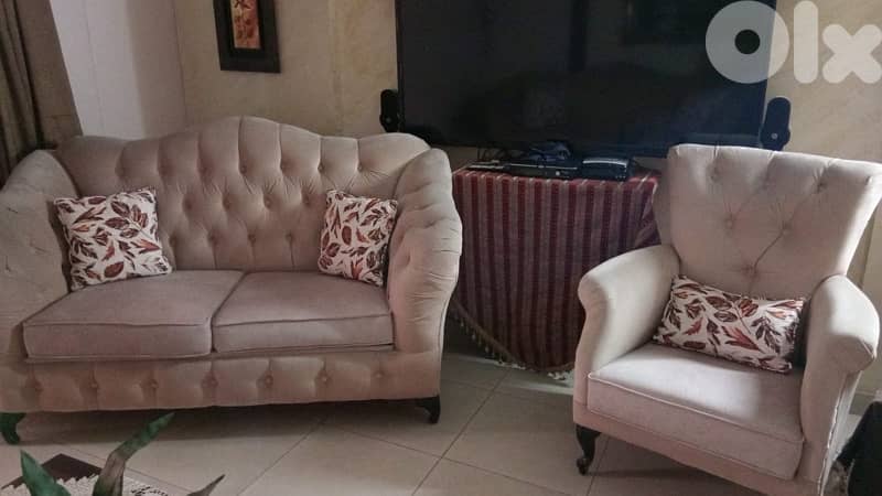 صالون حالة ممتازة جدا 2