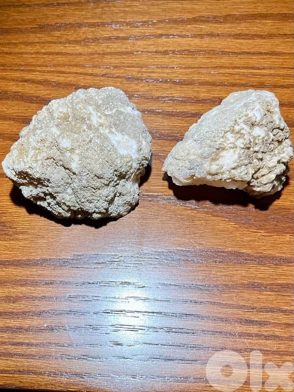 2 real Quartz rocks 3
