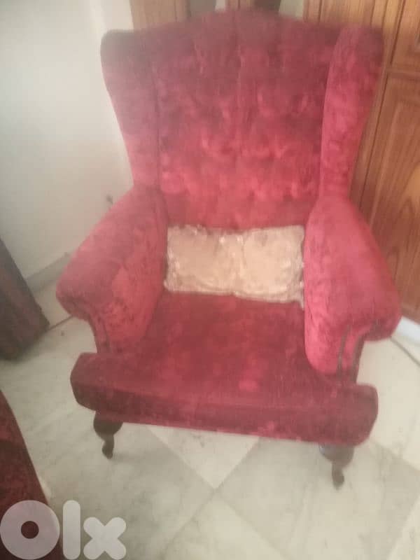 صالون و سفرة و قعدة و طاولة نص و كرسي هزاز 10