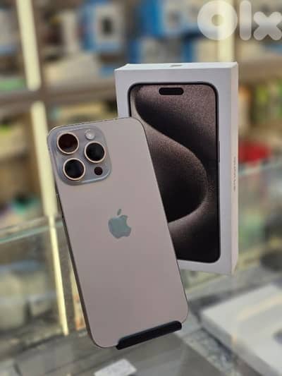 Used 15 pro max 256 gb natural  504 cycle