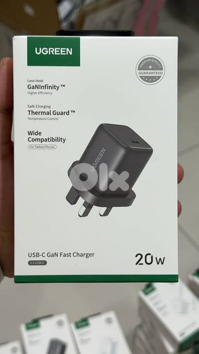 Ugreen 20w usb-c Gan Fast charger 3pin black X512