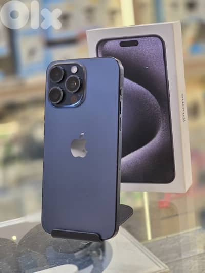 Used 15 pro max 256 gb 554 cycle  blue