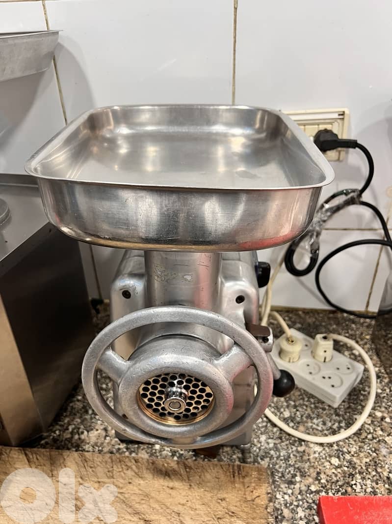 للبيع عدة ملحمة كاملة 3