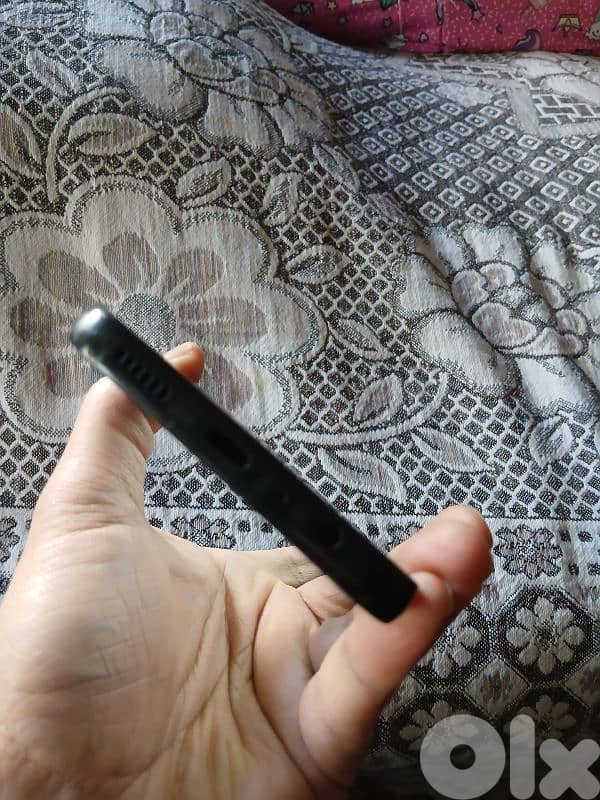 A05s 64 gb 8g ram 3 كاميرات بصمة أصبع وبصمة وجه اندرويد 15 تليفون 6