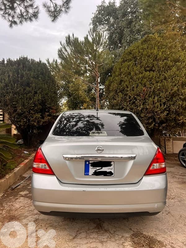 Nissan Tiida 2008 0