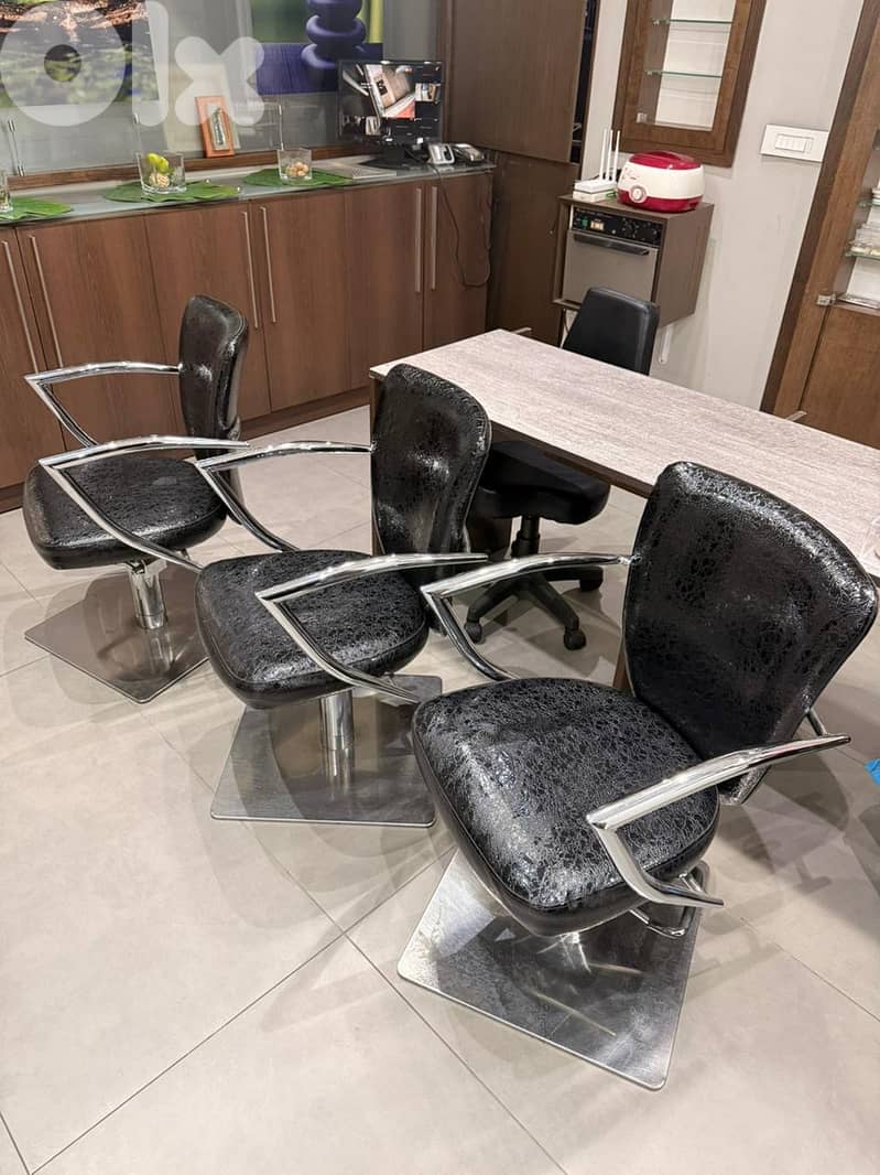 Salon chairs for Sale - CLEARANCE - كراسي سالون 2