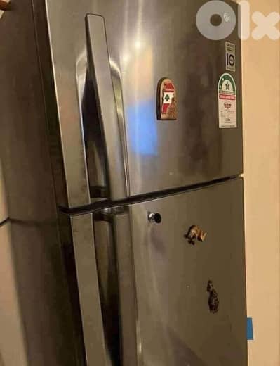 LG Fridge 400$