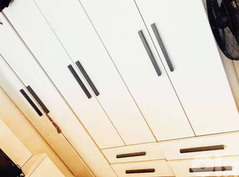 عفش بيت للبيع. لداعي السفر 1