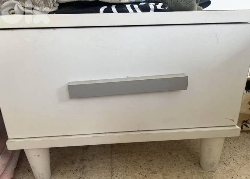 عفش بيت للبيع. لداعي السفر 2