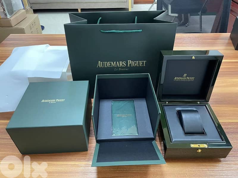 AP Royal Oak Watch Caliber 44mm Sapphire SS 11