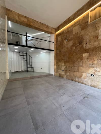 Shop for Rent in Bourj Hammoud at 450$/month, محل للاجار في برج حمود