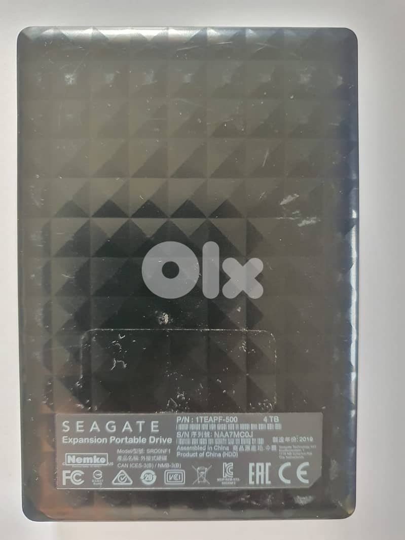Seagate 4TB external hard disk 1