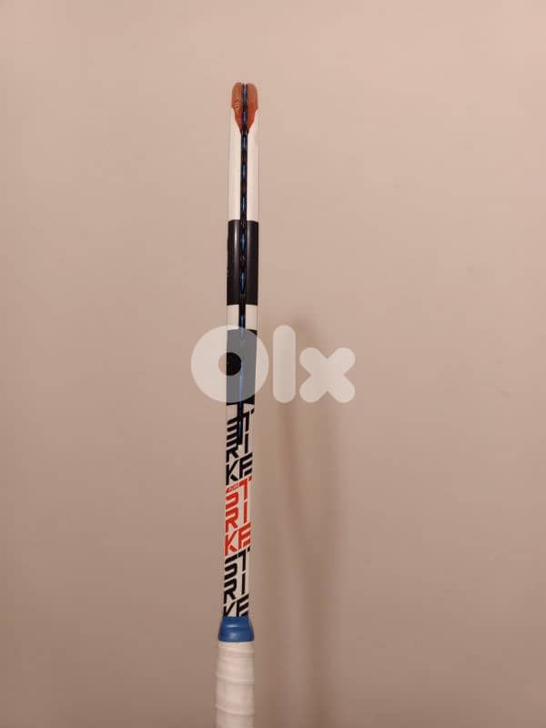 Babolat pro tennis racket. 4