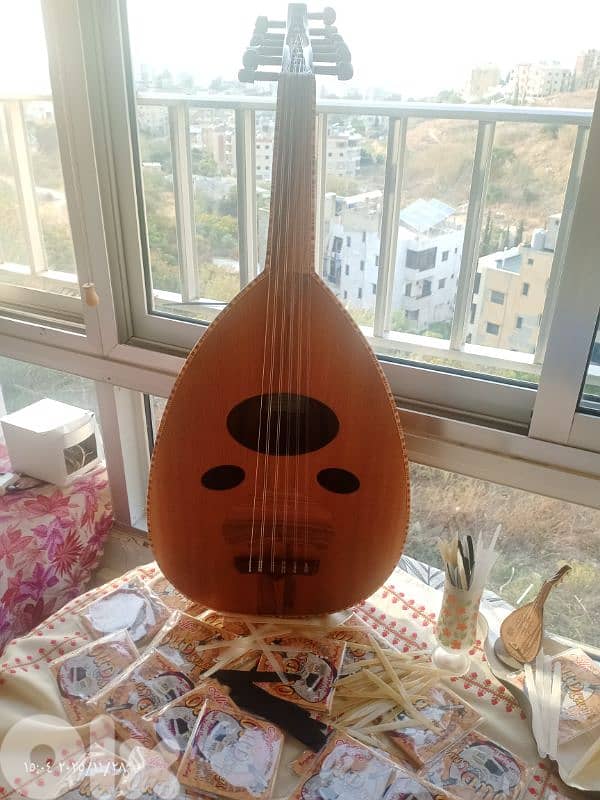 عود مميز بسعر مميز من اجمل واهم الاعواد التدريبة وبافضل الأسعار 4