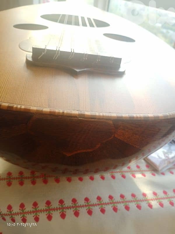 عود مميز بسعر مميز من اجمل واهم الاعواد التدريبة وبافضل الأسعار 15