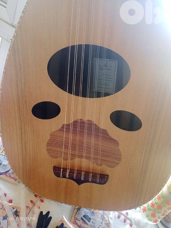 عود روعة بسعر روعة ومناسب جدا للتعليم والبداية 1