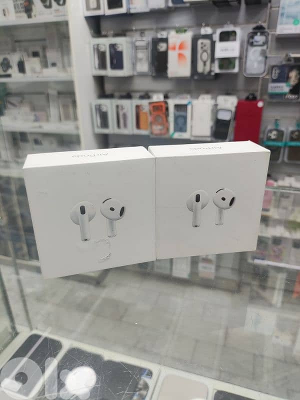 Apple AirPods 4 0