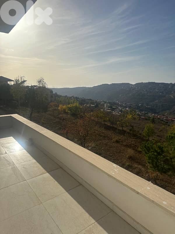 New building 3floors plus roof Badghan Above Bhamdoun below sawfar 8