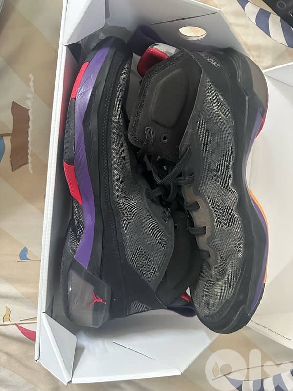 nike air jordan 37 "raptors" basketball shoe. 1