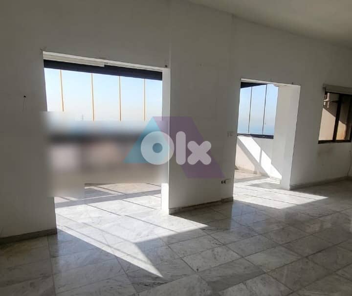 175m2 apartment+sea/city view 4sale in Aoukar - شقة للبيع في عوكر 0