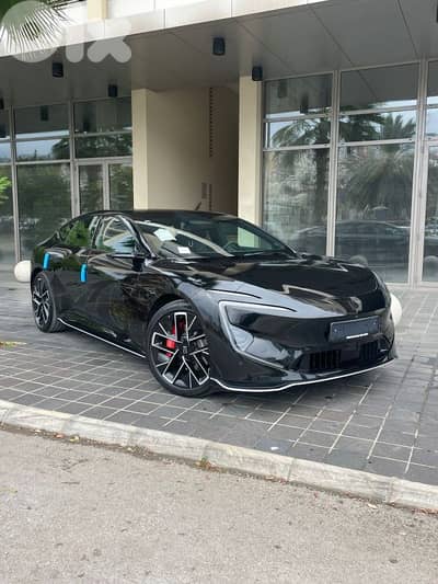 AVATR 1 2 MASTER EDITION 2025 EV ( DUAL MOTOR )