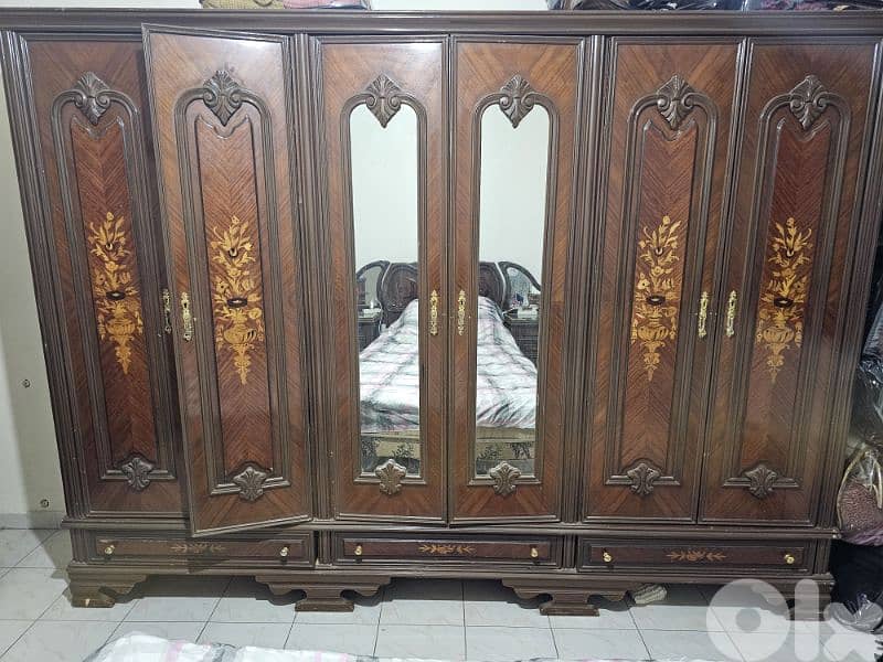 غرفة نوم للبيع 0