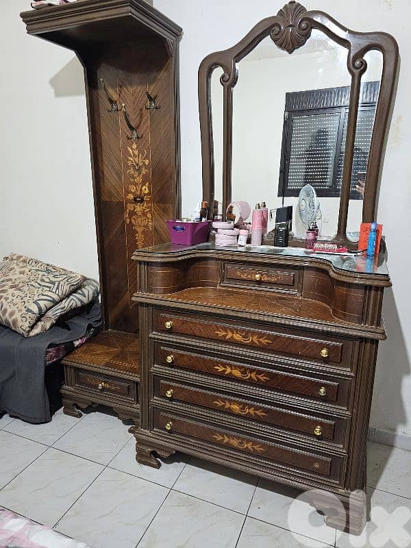 غرفة نوم للبيع 1