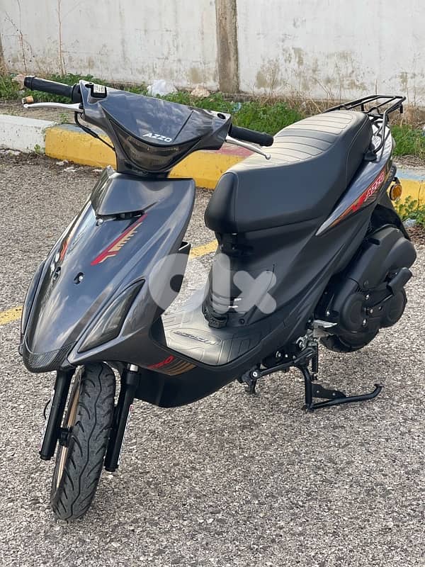 v150 azzo 2025 8