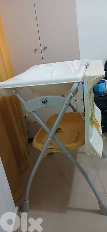 cam , 2 in 1 baby bath with soft leathered changing table 6