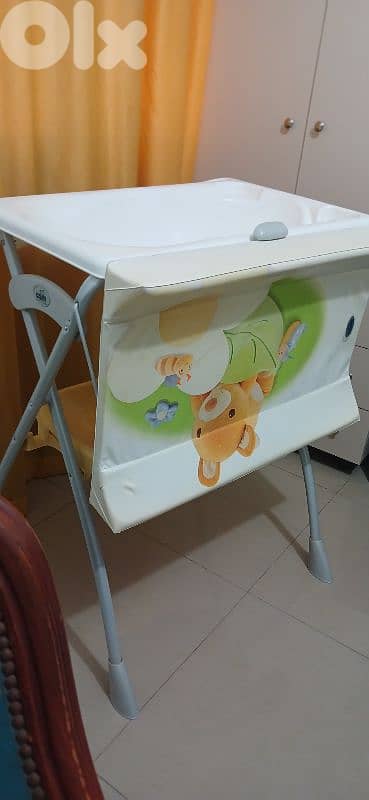 cam , 2 in 1 baby bath with soft leathered changing table 8