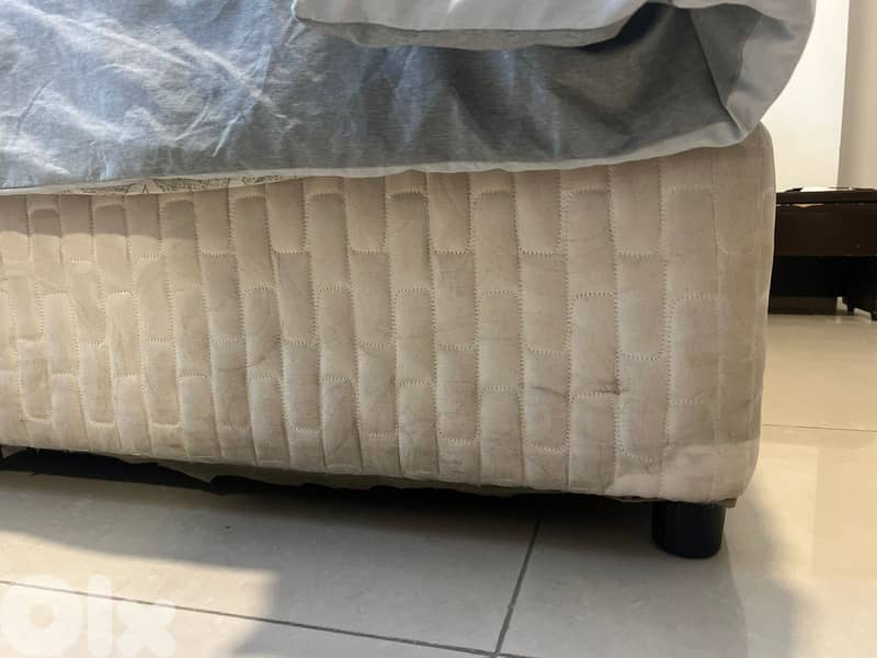 Queen Bed + Mattress 2