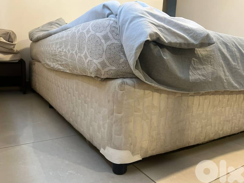 Queen Bed + Mattress 3