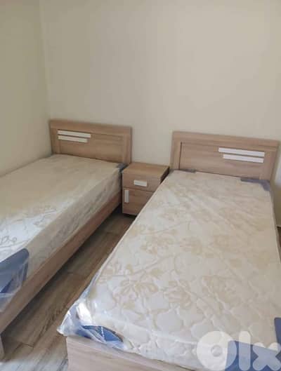 تختين مفردين مع فرش جديدة بافضل الاسعار من المعمل