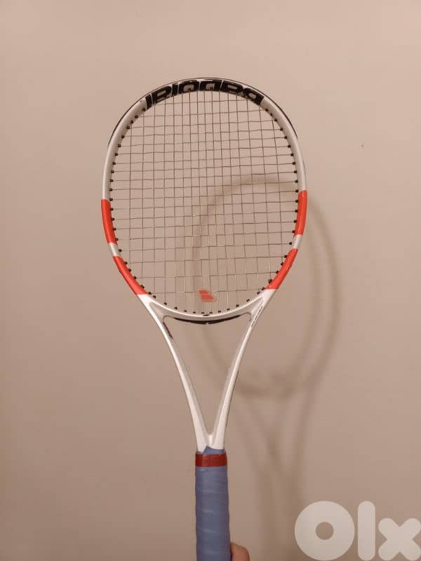 Babolat pure strike almost new condition. 1