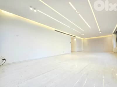 RA25-4590 Luxurious Apartment for Rent in Ramlet el Bayda