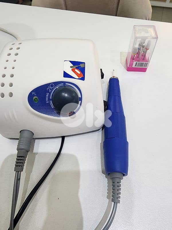 nail salon furniture used for a month 5