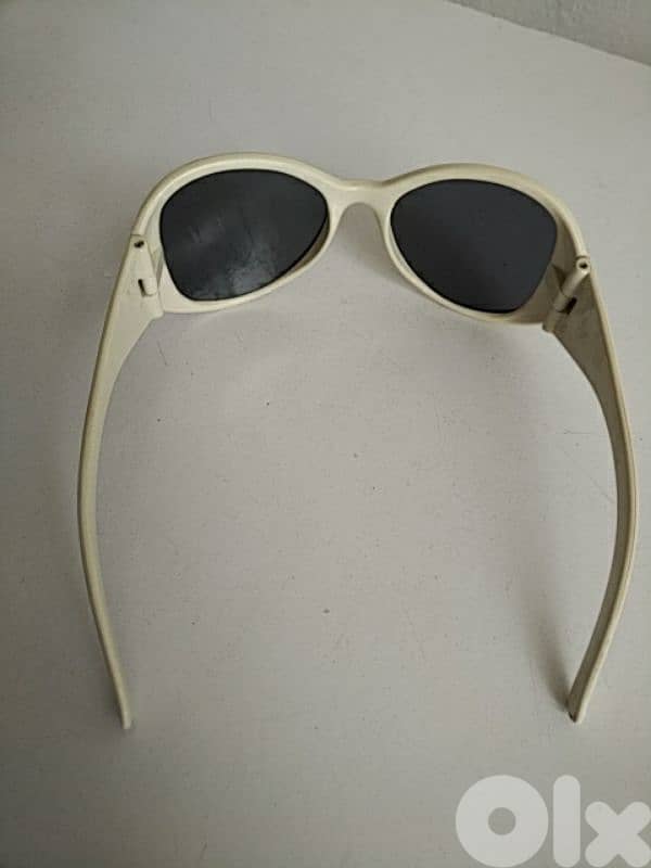 White sunglasses - Not Negotiable 1