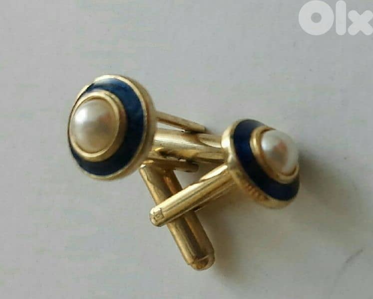 Old elegant cufflinks - Not Negotiable 1