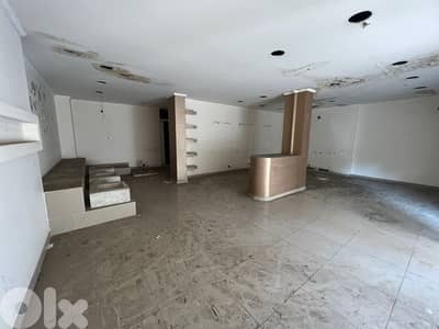 WAREHOUSE IN CLEMENCEAU HIGH CEILLING + TOILET 600SQ | HAMR-213