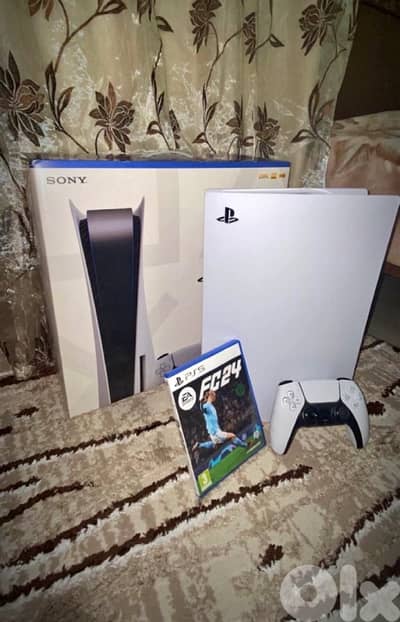 PS5 fat 825GB 60 HZ like new