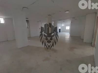 SHOWROOM WITH WAREHOUSE FOR SALE IN BIR HASSAN (2000SQ) , (BH-134)