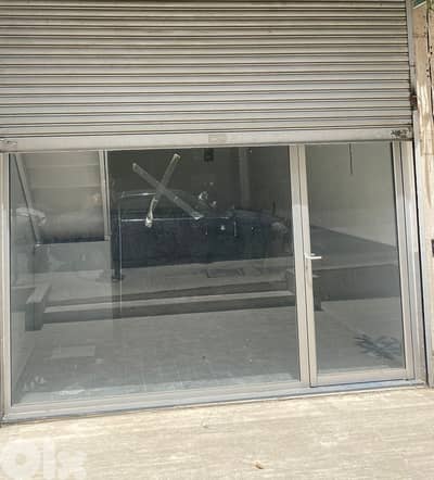 SHOP FOR RENT IN HAMRA PRIME | 20SQ | HAMR-225