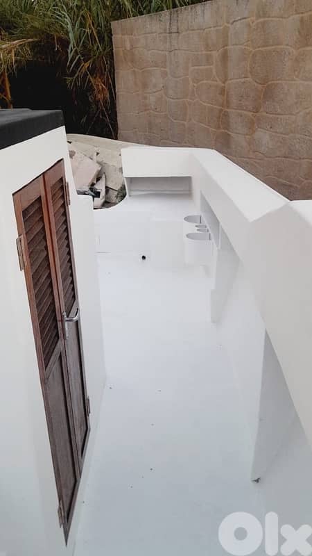 lunch center console 10