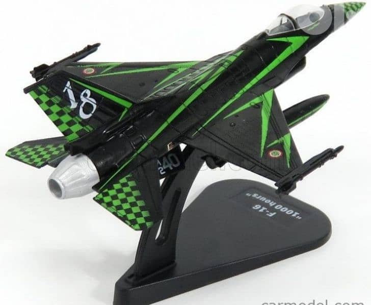 F-16 (Italian Airforce) diecast plane model 1/100 1