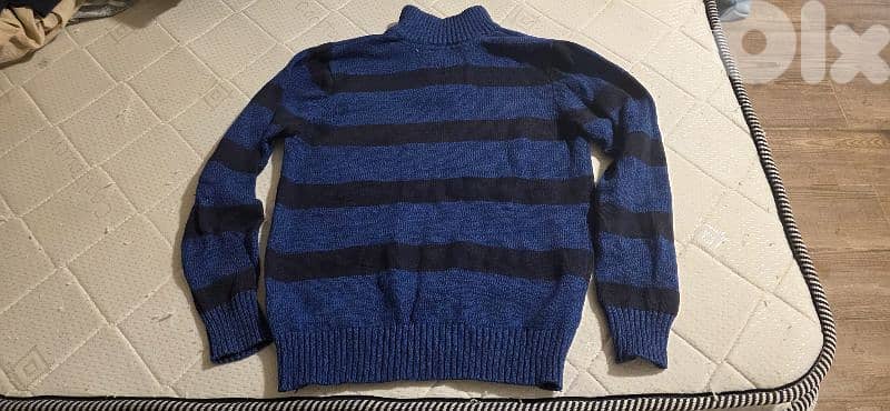 Tommy Hilfiger sweater 2