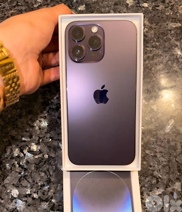 Iphone 14 pro max 700$ ايفون 2