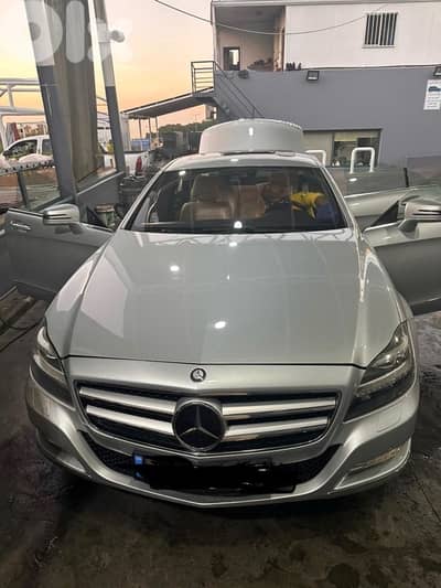 Mercedes-Benz CLS-Class 2012