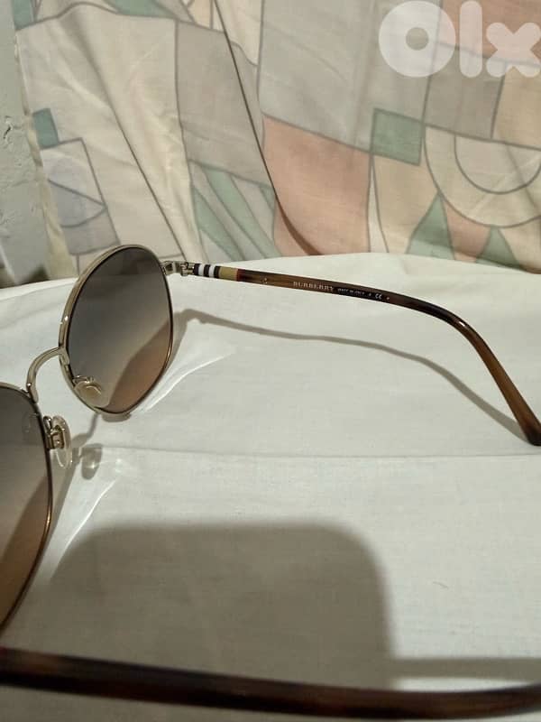 Burberry Sunglasses 4