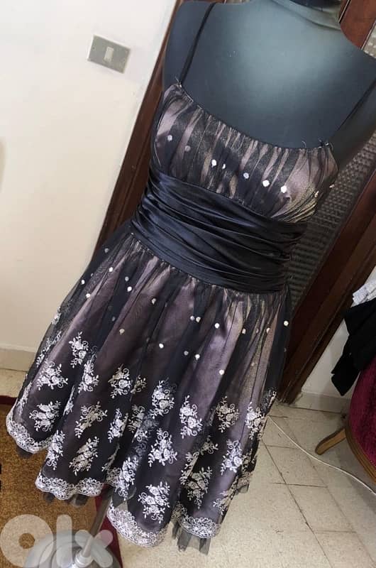 Dresses less than 100$ 11